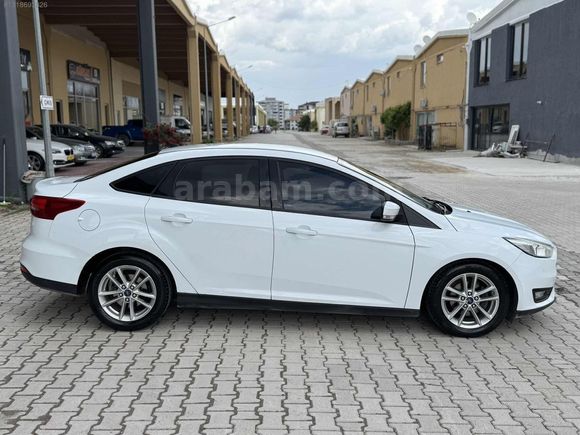 2016 FORD FOCUS OTOMATİK/DEĞİŞENSİZ