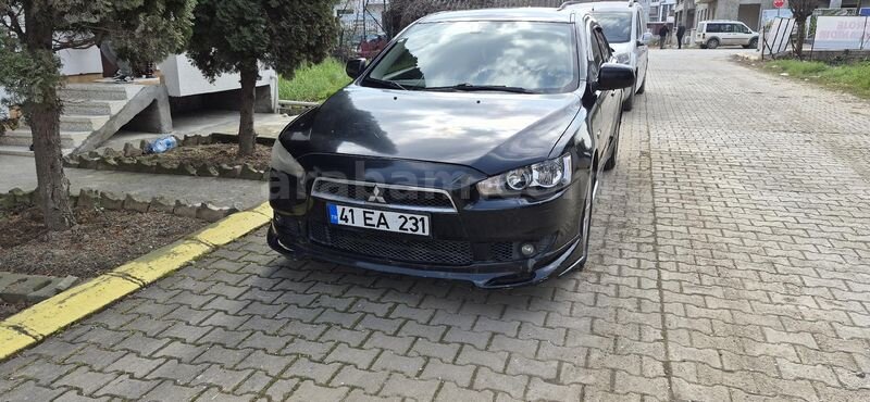 Sahibinden Mitsubishi Lancer 1.5 Invite 2010 Model