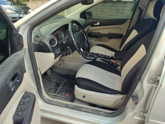 S&R AUTO DAN TEMİZ BAKIMLI 2008 MODEL OTOMATİK FORT FOCUS
