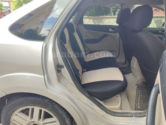 S&R AUTO DAN TEMİZ BAKIMLI 2008 MODEL OTOMATİK FORT FOCUS