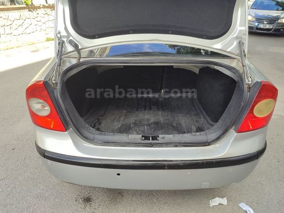 S&R AUTO DAN TEMİZ BAKIMLI 2008 MODEL OTOMATİK FORT FOCUS