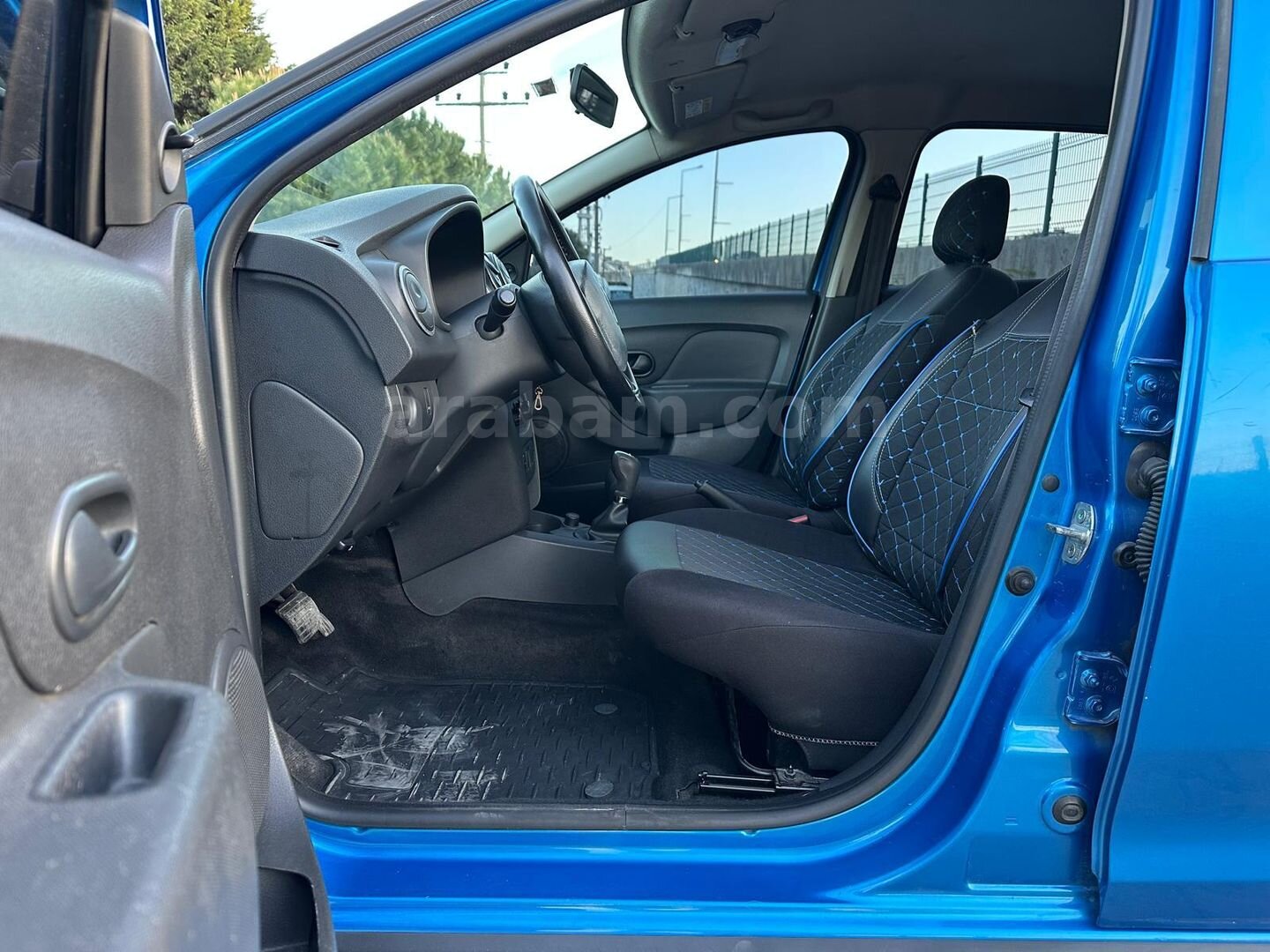 Galeriden Dacia Sandero 0.9 TCe Stepway Easy-R 2016 Model Yalova 191.000 km Mavi (metalik) 6