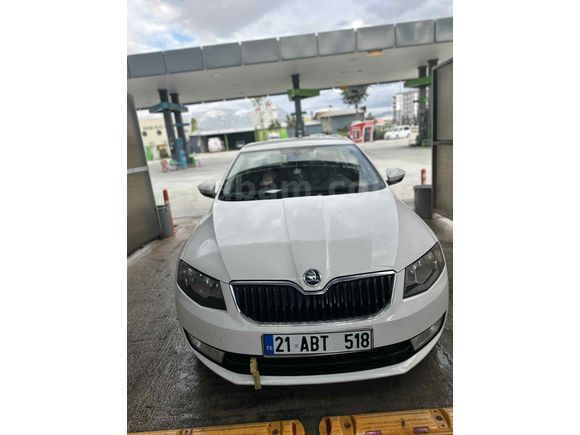 Sahibinden Skoda Octavia 1.6 TDI Optimal 2015 Model 