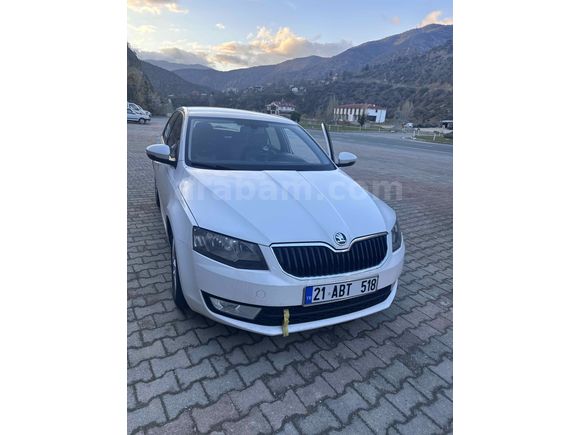 Sahibinden Skoda Octavia 1.6 TDI Optimal 2015 Model 