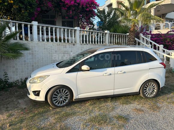 İlk Sahibinden | Ford Grand C-Max Titanium X | Bakımlı