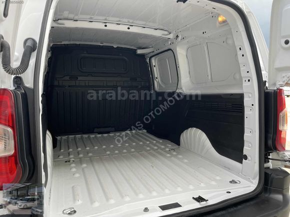 TAMAMINA KREDİLİ 2025 DOBLO %20 FATURA 1.5 BLUEHDI MAXI ADETLİ