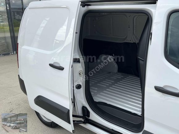 TAMAMINA KREDİLİ 2025 DOBLO %20 FATURA 1.5 BLUEHDI MAXI ADETLİ