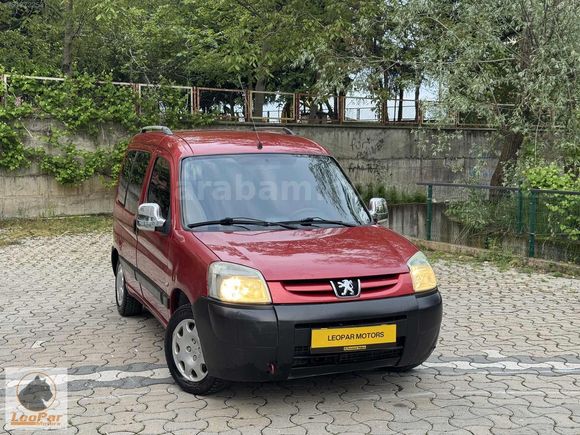 2005 PEUGEOT PARTNER 1.9 DİZEL MANUEL 240 BİN DÜŞÜK KM DE