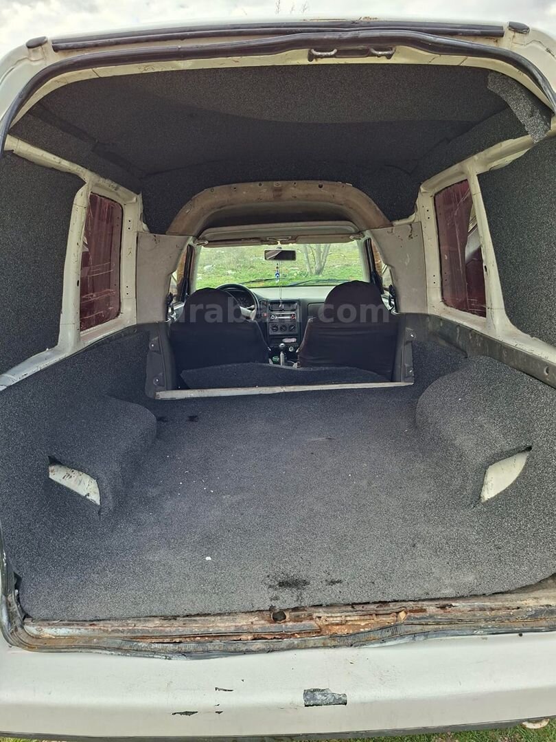 Sahibinden Volkswagen Caddy 1.9 SDI 2000 Model Eskişehir 153.000 km Beyaz 4