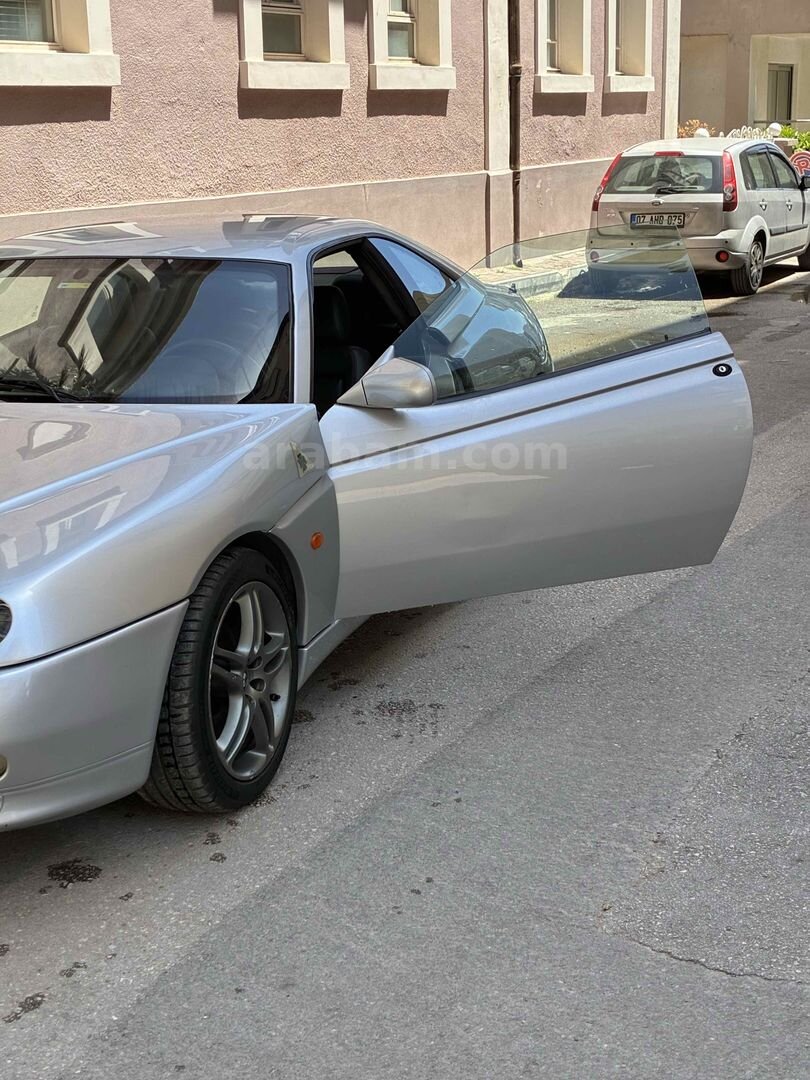 Sahibinden Alfa Romeo GTV 2.0 TB 1996 Model Antalya 301.500 km Gri (Gümüş) 5