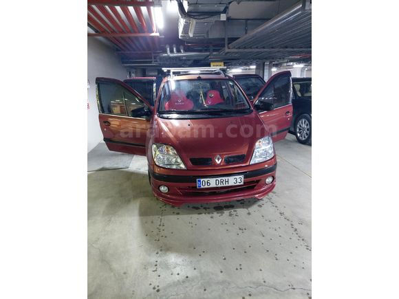 Sahibinden Renault Scenic 1.6 RXE 2000 Model