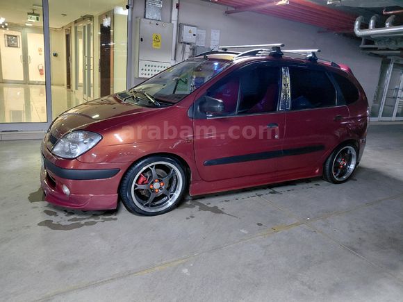 Sahibinden Renault Scenic 1.6 RXE 2000 Model
