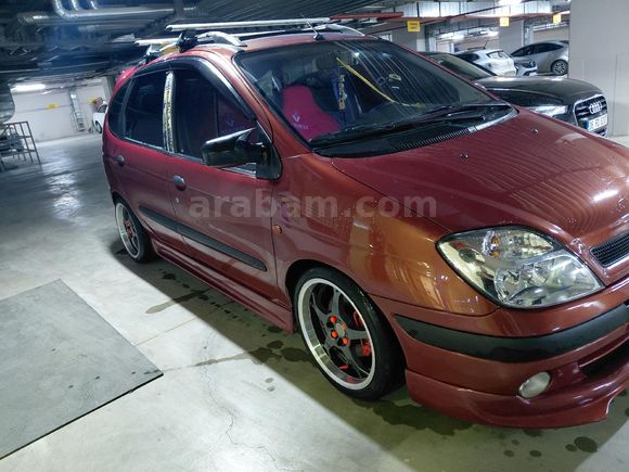 Sahibinden Renault Scenic 1.6 RXE 2000 Model