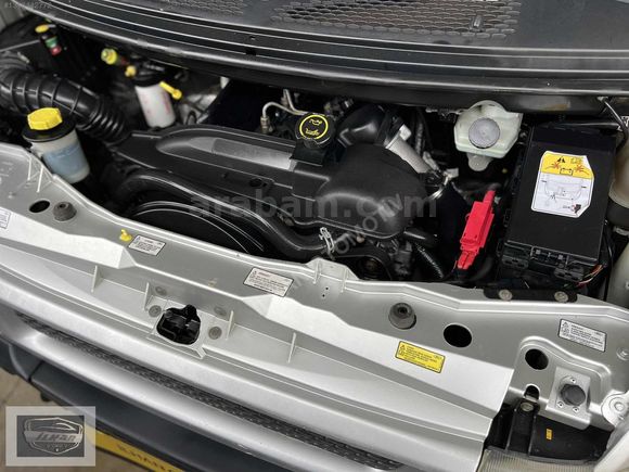 İLHAN'DAN 2004 FORD TRANSİT 120T310S JOURNEY OTOMOBİL RUHSATLI