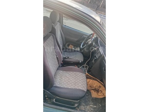 Sahibinden Volkswagen Polo 1.6 1998 Model  280.000 km Yeşil (metalik)