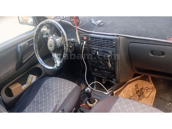 Sahibinden Volkswagen Polo 1.6 1998 Model  280.000 km Yeşil (metalik)