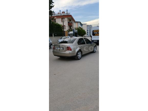 Wosvogen bora 2004 model otomatik arbamız temizdir  masrafsız dır