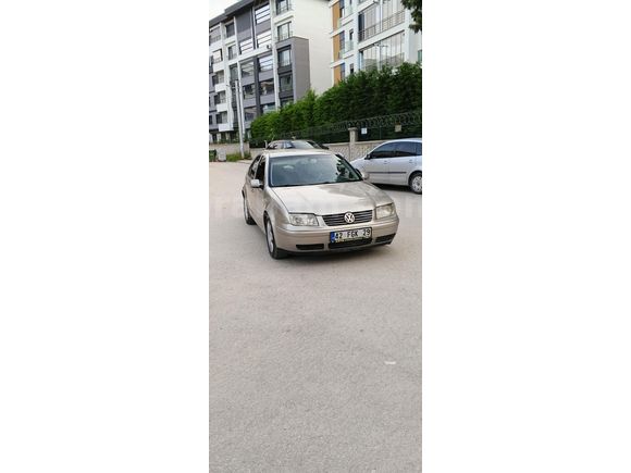 Wosvogen bora 2004 model otomatik arbamız temizdir  masrafsız dır