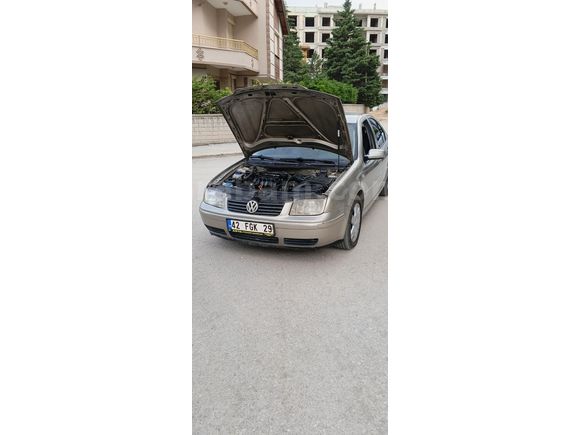 Wosvogen bora 2004 model otomatik arbamız temizdir  masrafsız dır