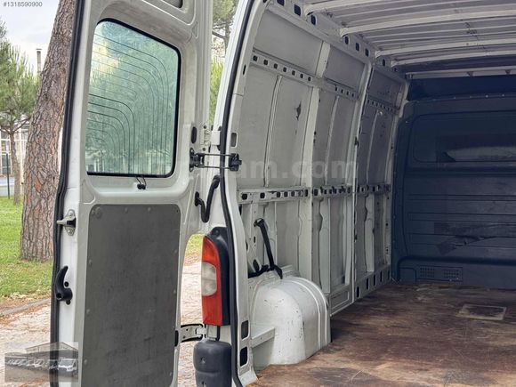 ŞENTÜRK'TEN 2010 MODEL RENAULT MASTER PANELVAN!