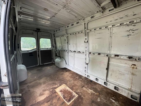 ŞENTÜRK'TEN 2010 MODEL RENAULT MASTER PANELVAN!