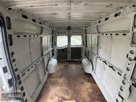 ŞENTÜRK'TEN 2010 MODEL RENAULT MASTER PANELVAN!