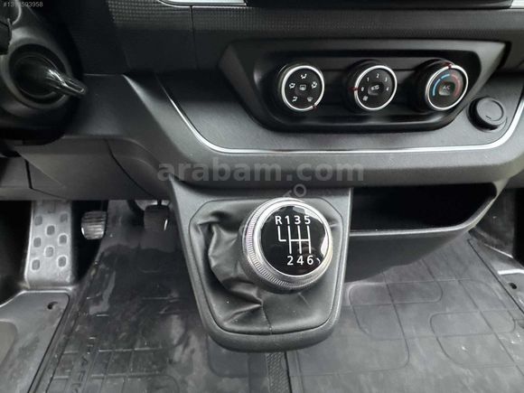 2022 MODEL RENAULT TRAFİK 0.99 ORANLA KREDİ VE KARTA 12 TAKSİT