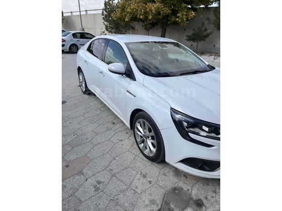 Sahibinden Renault Megane 1.5 Blue DCI Icon 2020 Model 