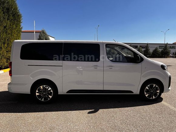 Sahibinden Opel Zafira Life 2.0 D Ultimate XL 2025 Model  7.500 km Beyaz
