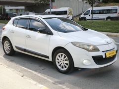 KÜRKLÜ AUTO 'DAN SUNROFLU MEGANE3 6 İLERİ K.KART12 TAKSİT