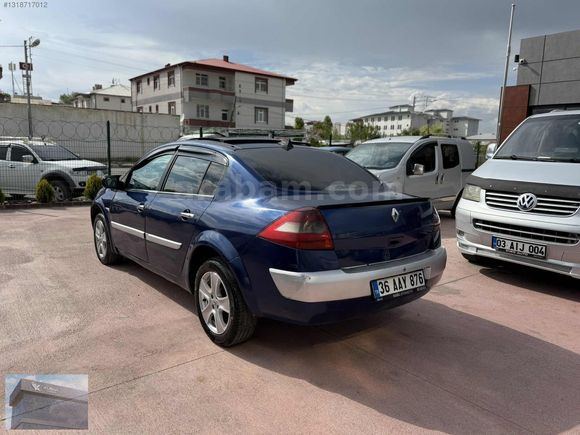 AÇILIR CAM TAVAN...KUSURSUZ 1.5 DCİ...