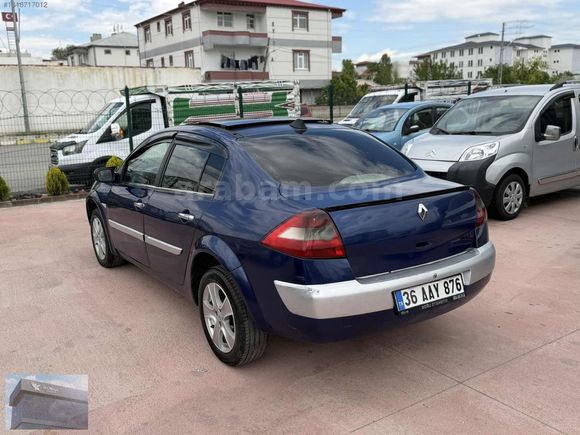 AÇILIR CAM TAVAN...KUSURSUZ 1.5 DCİ...