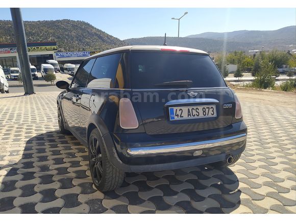 Acil Satılık Temiz Mini Cooper Orjinal Düşük Km'de 