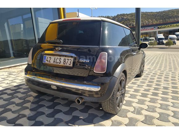 Acil Satılık Temiz Mini Cooper Orjinal Düşük Km'de 