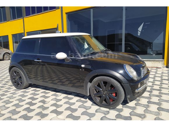 Acil Satılık Temiz Mini Cooper Orjinal Düşük Km'de 