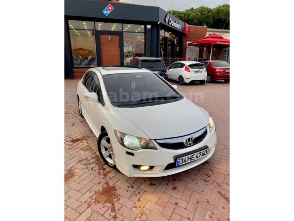 Sahibinden Honda Civic 1.6 Elegance 2011 Model  251.000 km Beyaz