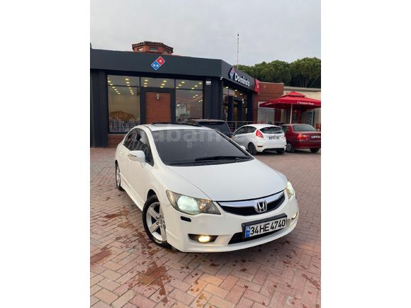 Sahibinden Honda Civic 1.6 Elegance 2011 Model  251.000 km Beyaz