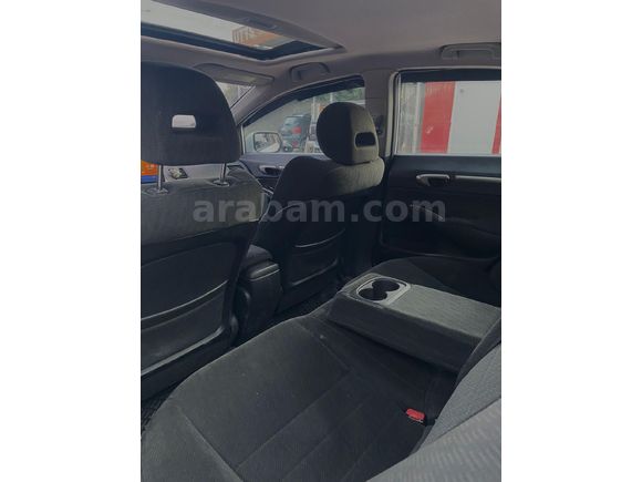 Sahibinden Honda Civic 1.6 Elegance 2011 Model  251.000 km Beyaz