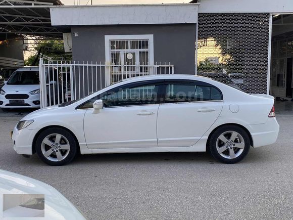 ÖZYILDIZdan 2012 model HONDA CİVİC 1.6 İ-VTEC PREMİUM LPG