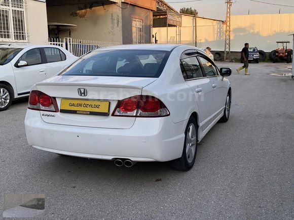 ÖZYILDIZdan 2012 model HONDA CİVİC 1.6 İ-VTEC PREMİUM LPG