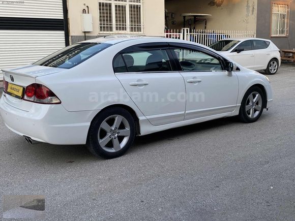 ÖZYILDIZdan 2012 model HONDA CİVİC 1.6 İ-VTEC PREMİUM LPG