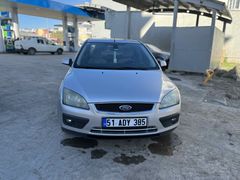 Sahibinden Ford Focus 1.6 TDCi Ghia 2006 Model  231.000 km Gri (Gümüş)