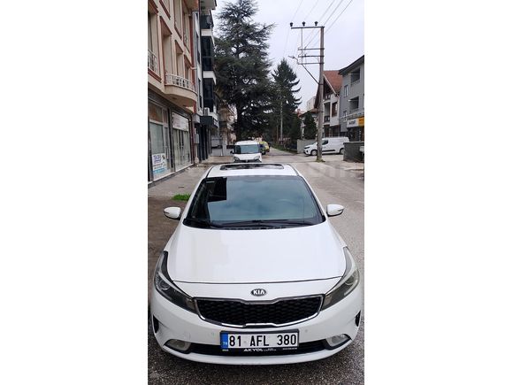Sahibinden Kia Cerato 1.6 CRDi Concept Plus 2016 Model  241.500 km Beyaz