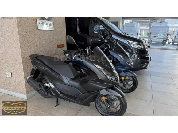 Galeriden Honda PCX125 2024 Model Ankara 6.001 km Mavi - 40756446