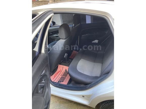 Sahibinden Garajda bakılmış Temiz Aile arabası