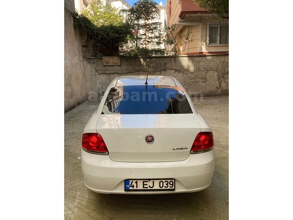 Sahibinden Garajda bakılmış Temiz Aile arabası