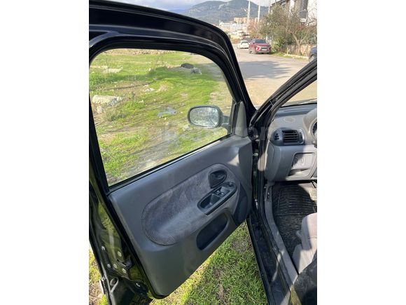 Sahibinden Renault Clio 1.4 RXT 2001 Model 