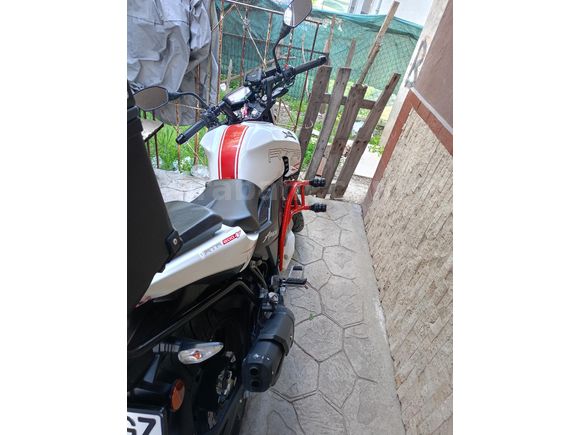 TVS RTR APACHE 200