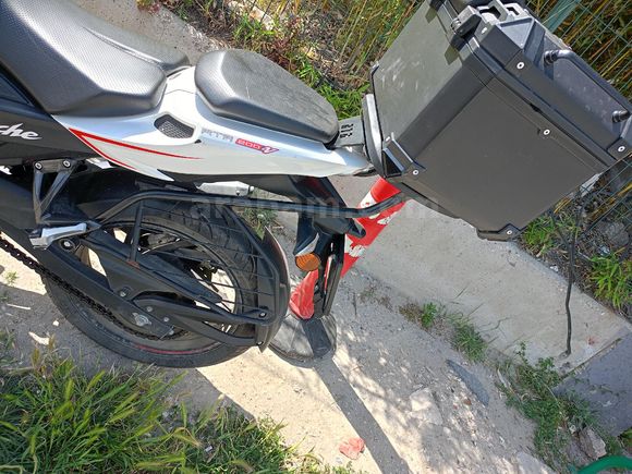 TVS RTR APACHE 200