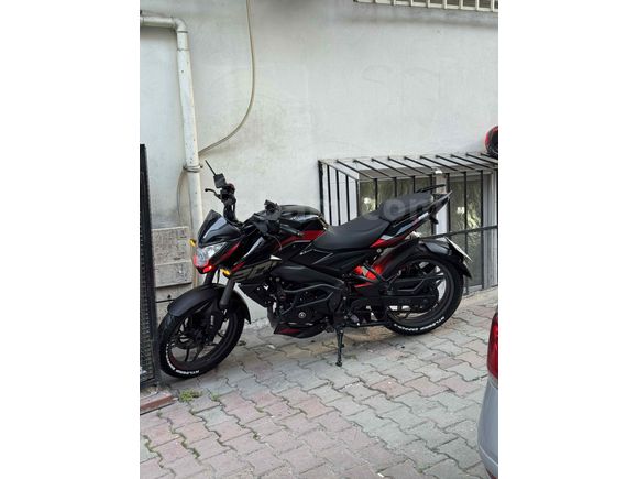 İlk Sahibinden temiz bakılmışBajaj Pulsar NS 200 UG 